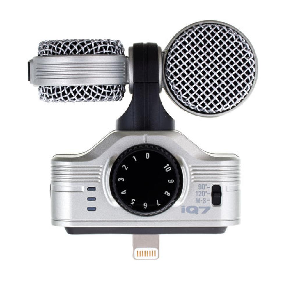 Zoom iQ7