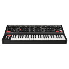 Moog Matriarch Dark