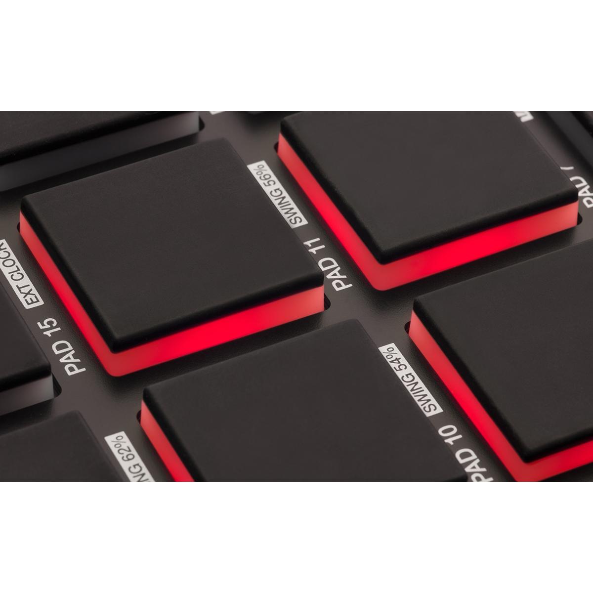 Akai MPD 218