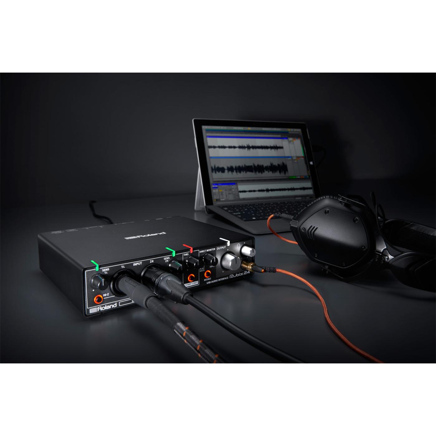 Roland Rubix24