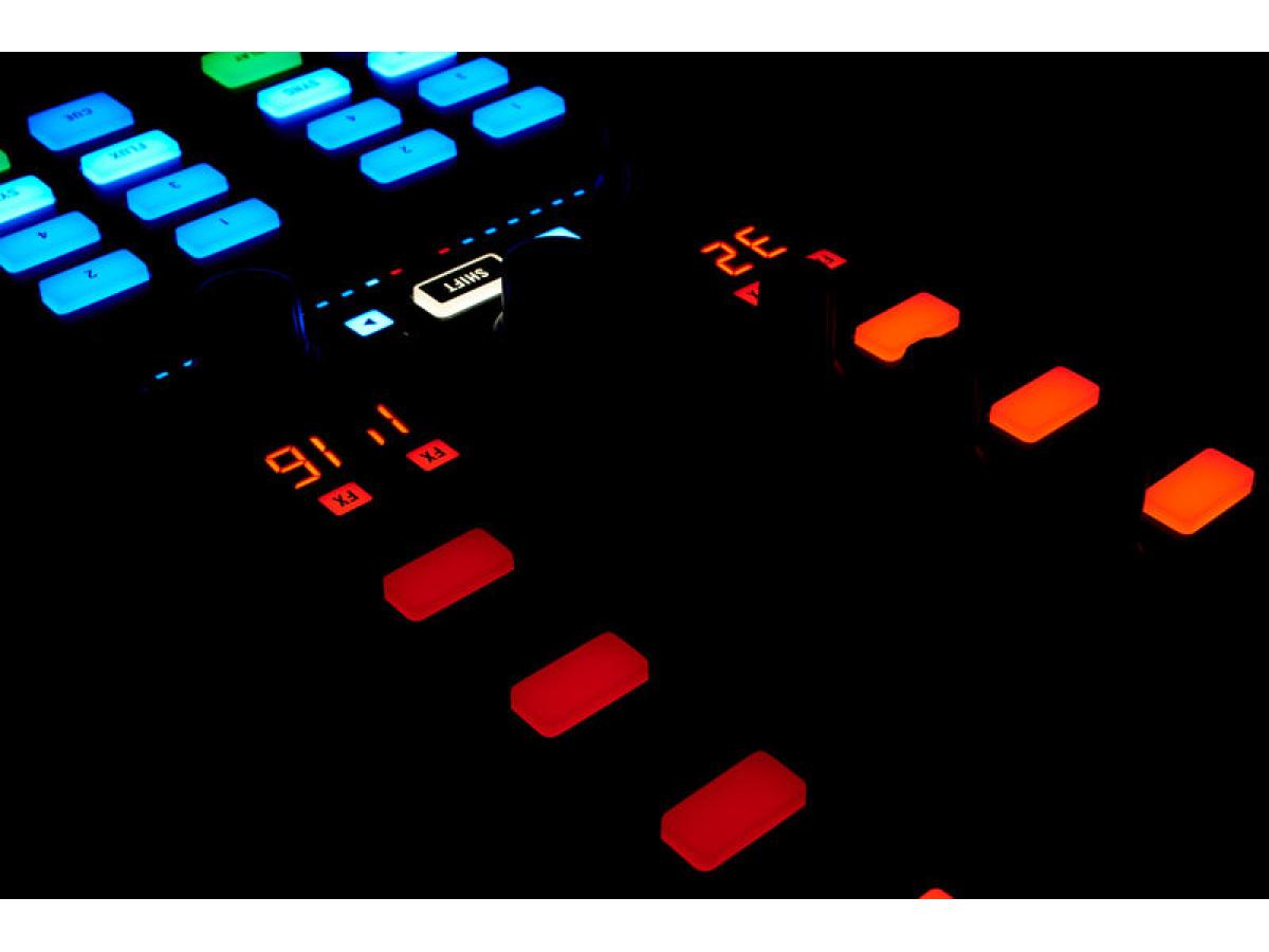 Native Instruments Traktor Kontrol X1 MkII. - BimotorDJ