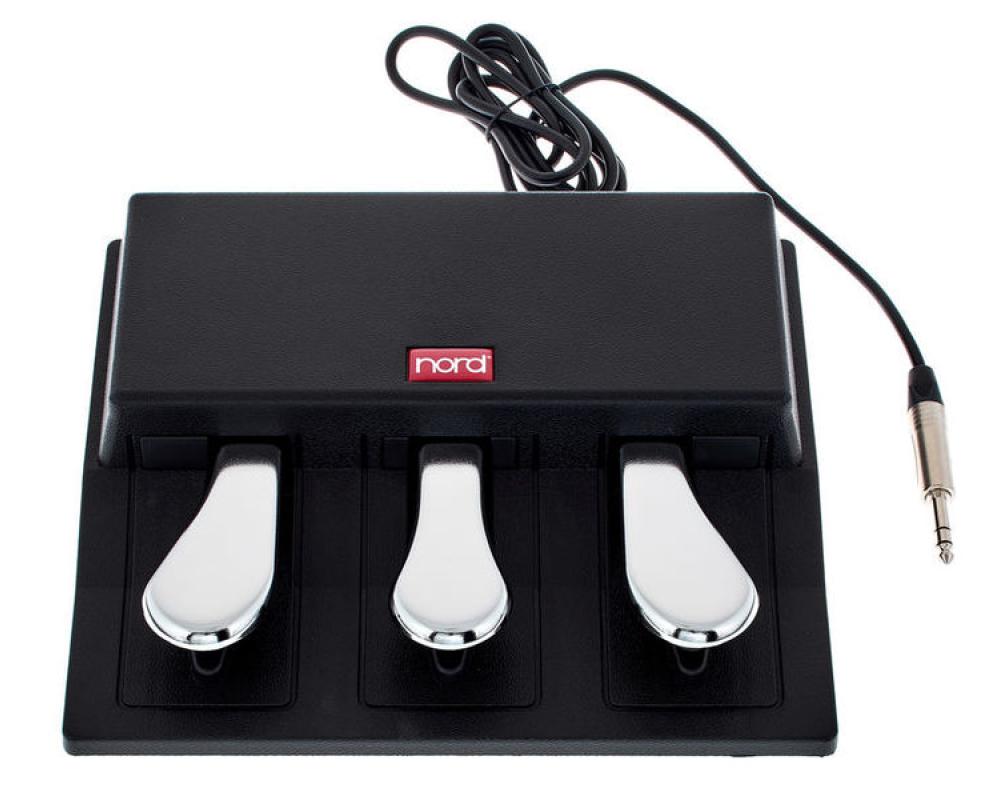 Clavia Nord Triple Pedal