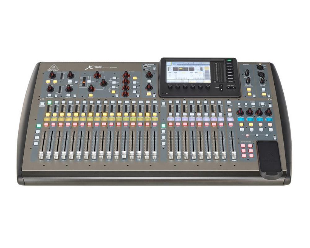 Behringer X32