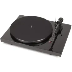 Pro-Ject Debut Carbon DC 2M Red High Gloss Black