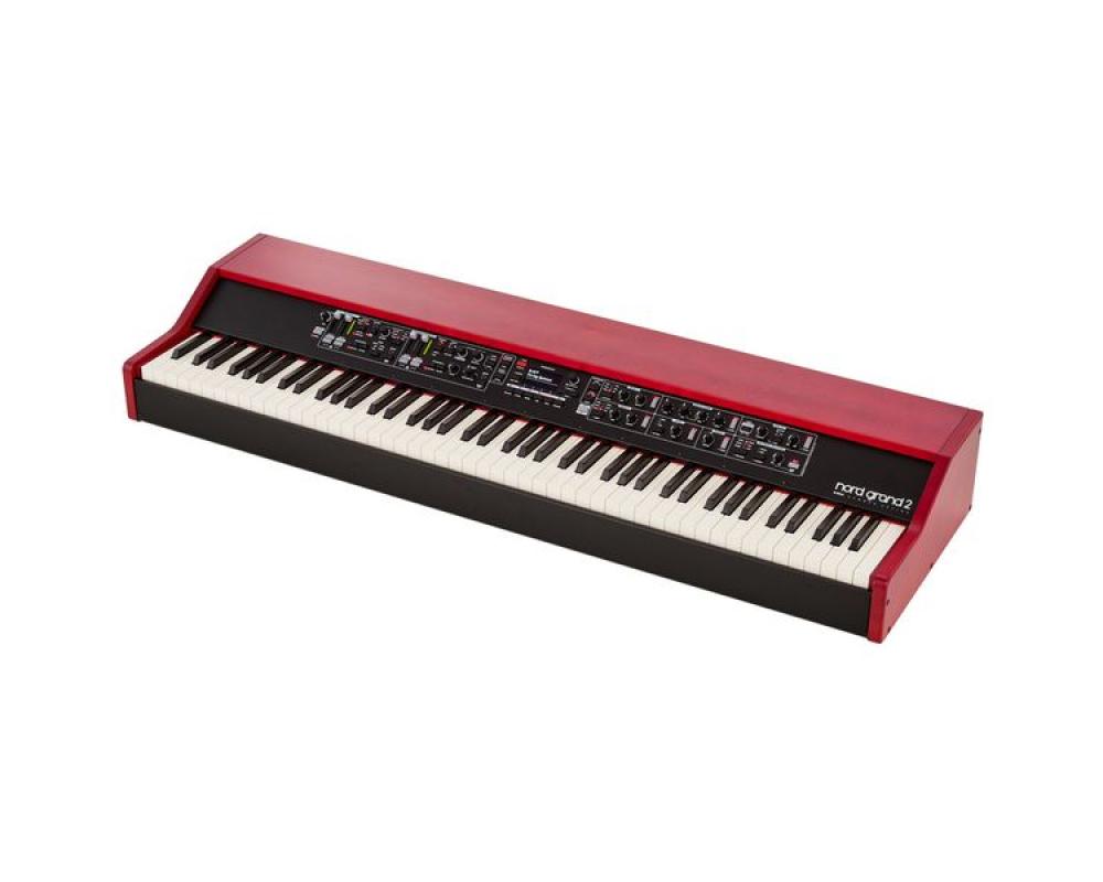 Clavia Nord Grand 2