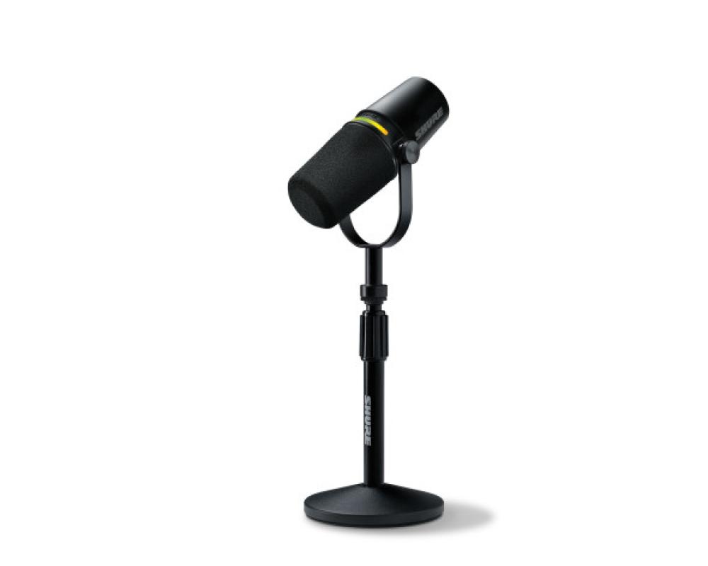 Shure MV7 Plus Podcast Kit