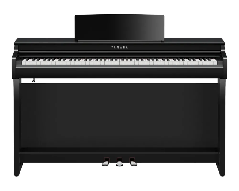 Yamaha CLP-825 PE