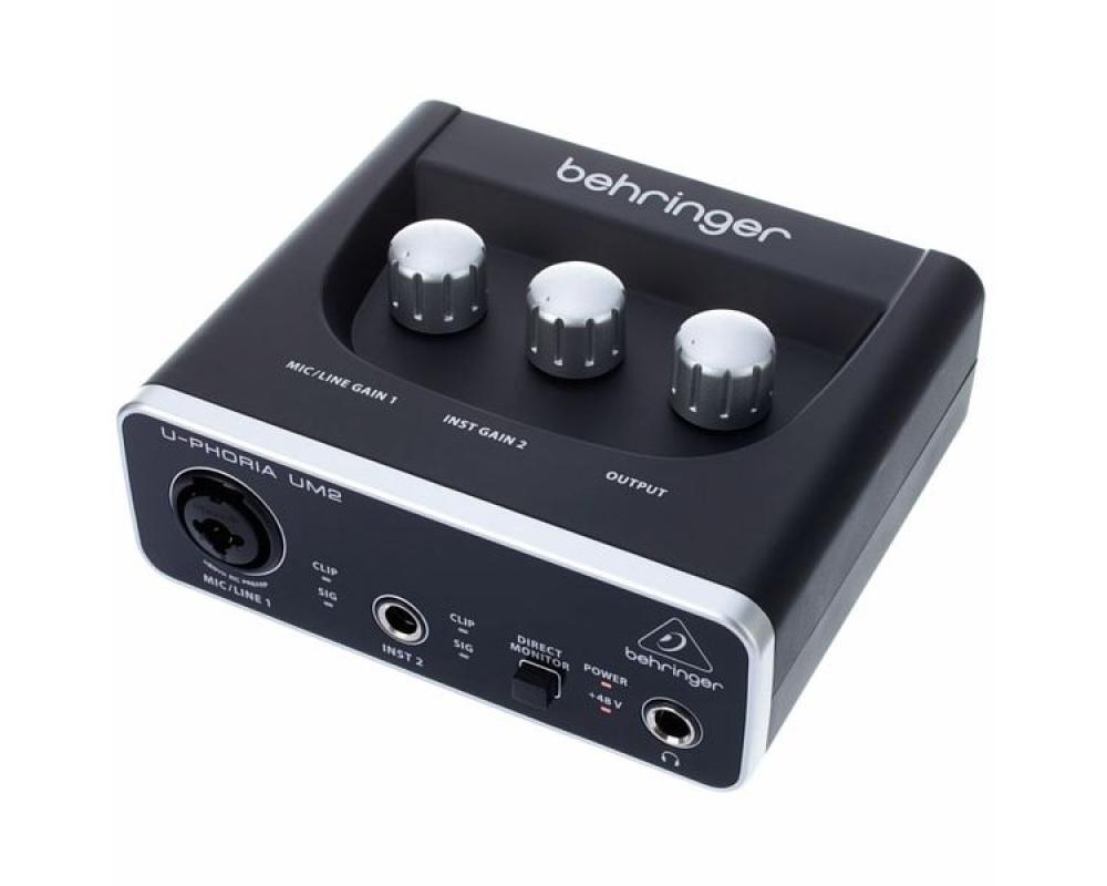 Behringer U-Phoria UM2