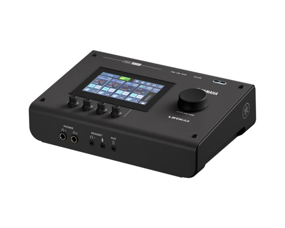 Yamaha URX44 Black