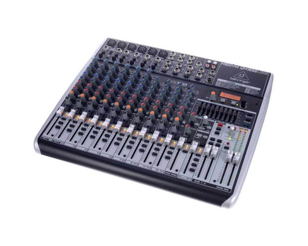Behringer Xenyx QX1832USB
