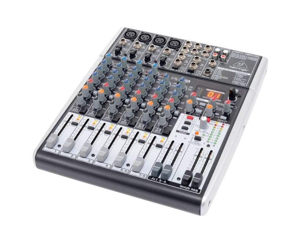 Behringer Xenyx X1204USB