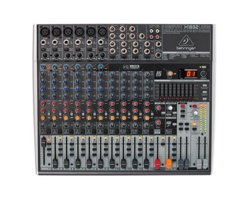 Behringer Xenyx X1832USB
