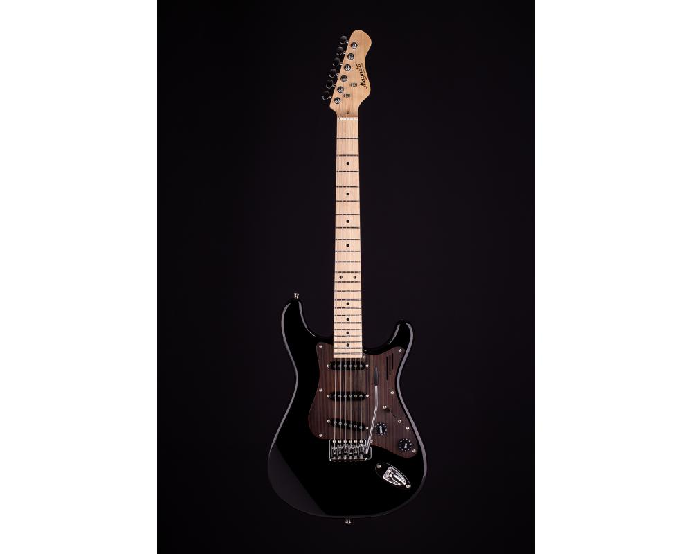 Magneto U-One Sonnet Standard Black Maple FB with Gig Bag